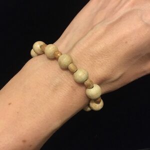 Vintage Tan Brown Beaded Stretchy Bracelet